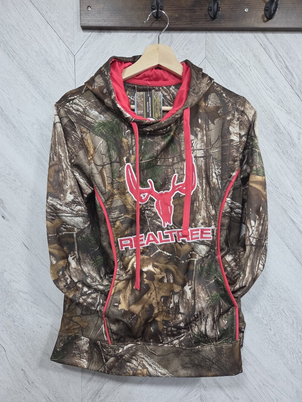 Realtree Camo Hoodie with Pink Trim Ladies Size Small